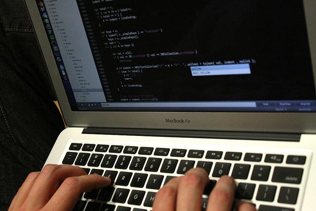 游戏软件开发 点燃数字娱乐的火炬