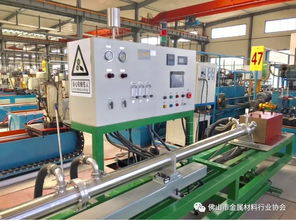 执行会长李强率队参观重庆巨源不锈钢梁平工厂与智博会源巨源不锈钢水管展台，共话不锈钢产业数字化未来